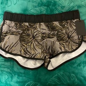 NWT Hurley Boardshorts, Large